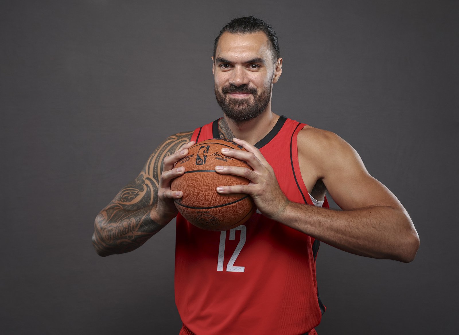 Steven Adams Profil Resmi