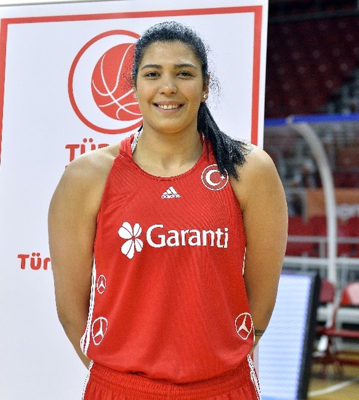 Tilbe Şenyürek Fotoğrafı - 1