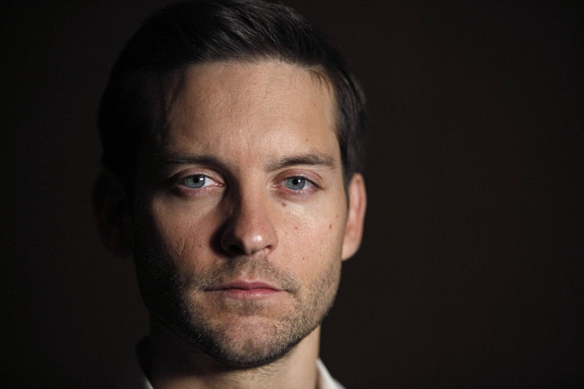 Tobey Maguire Profil Resmi