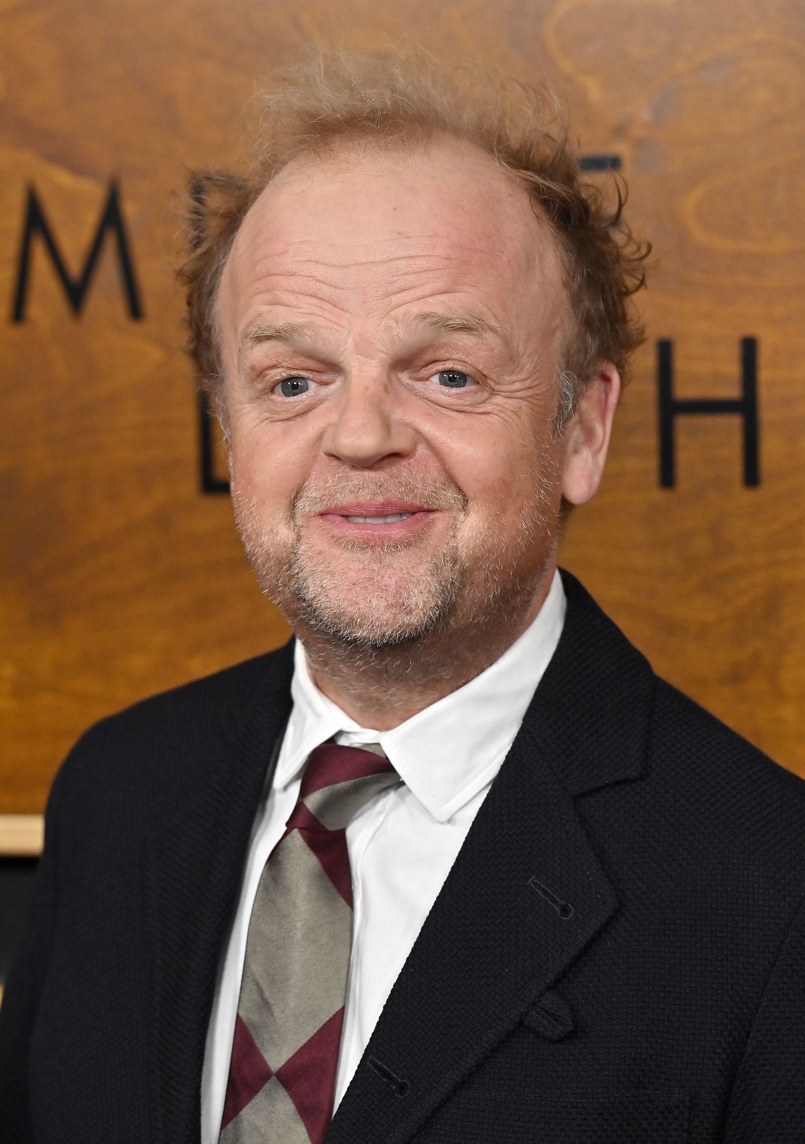Toby Jones Profil Resmi