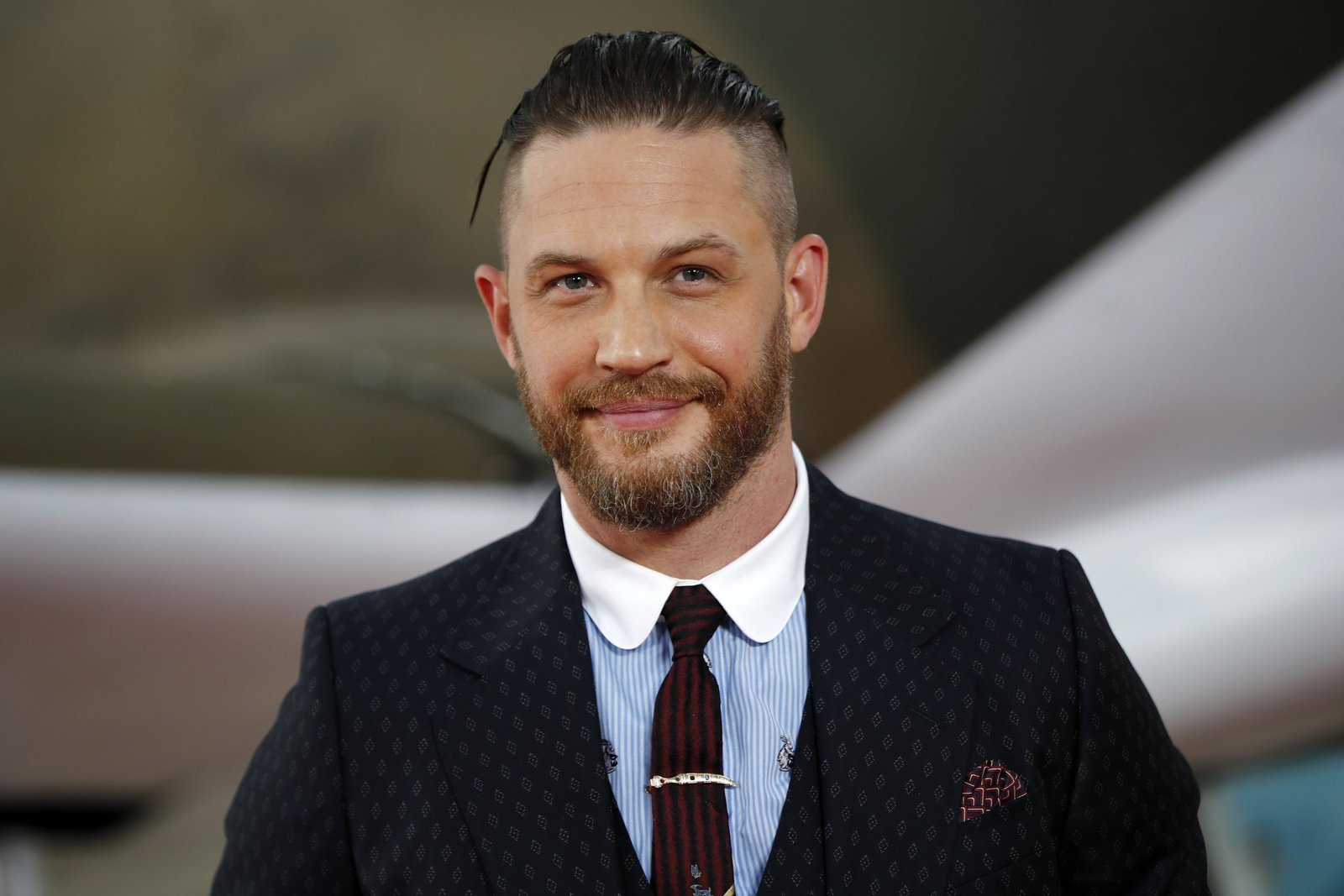 Tom Hardy Profil Resmi