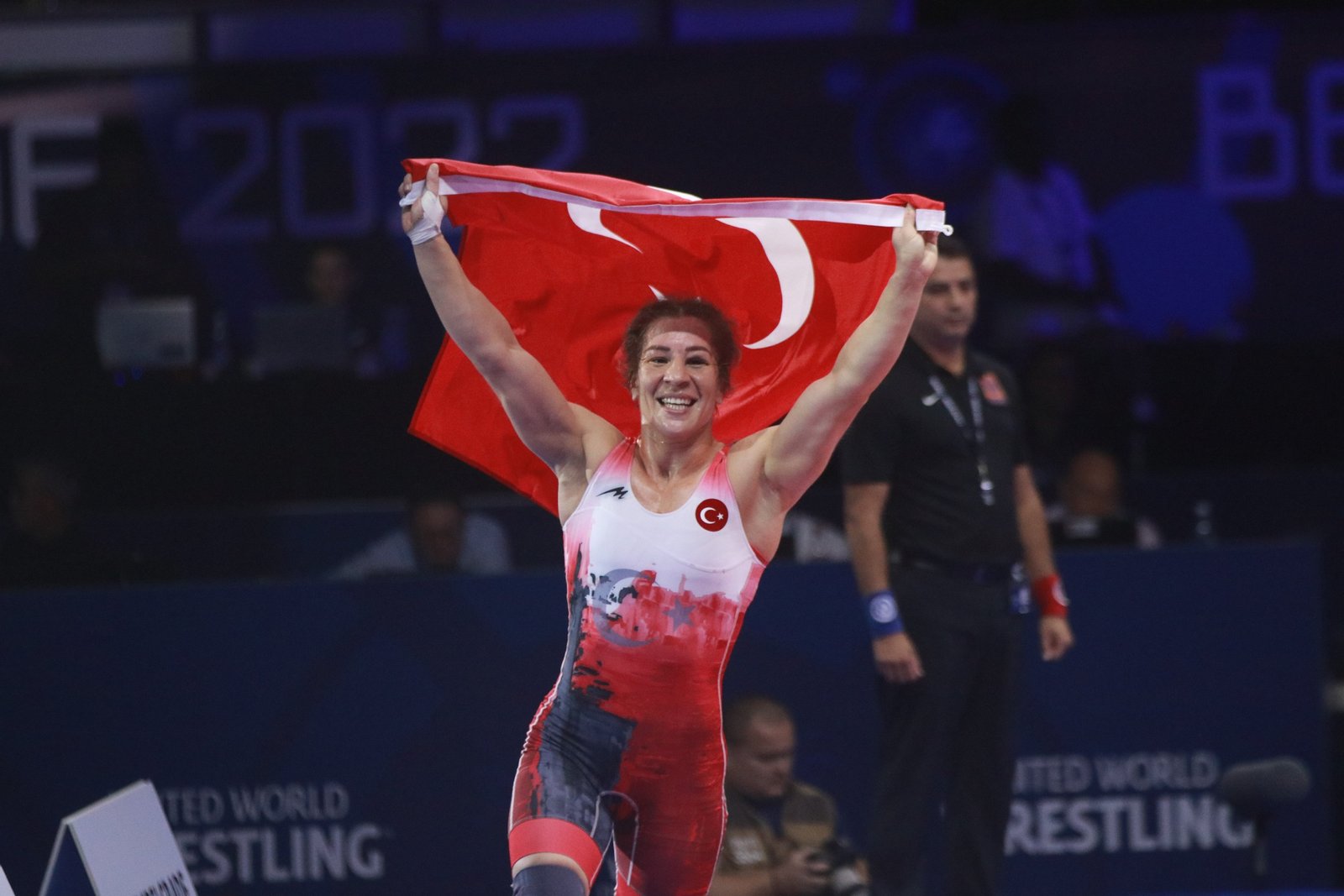 Yasemin Adar Profil Resmi