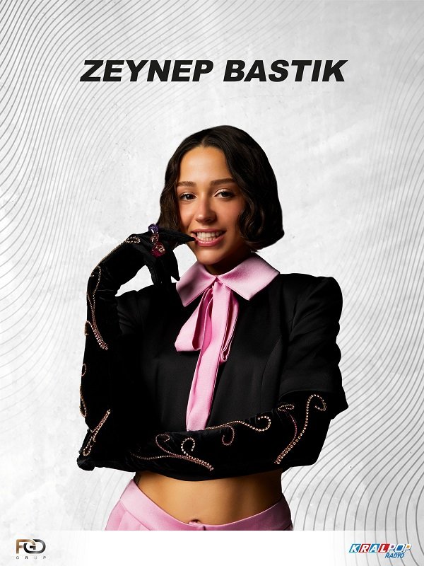 Zeynep Bastık Fotoğrafı - 2