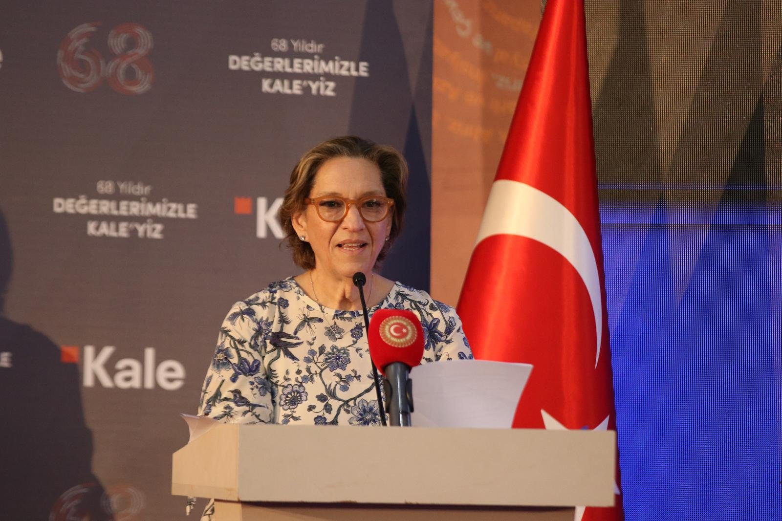 Zeynep Bodur Okyay Fotoğrafı - 3