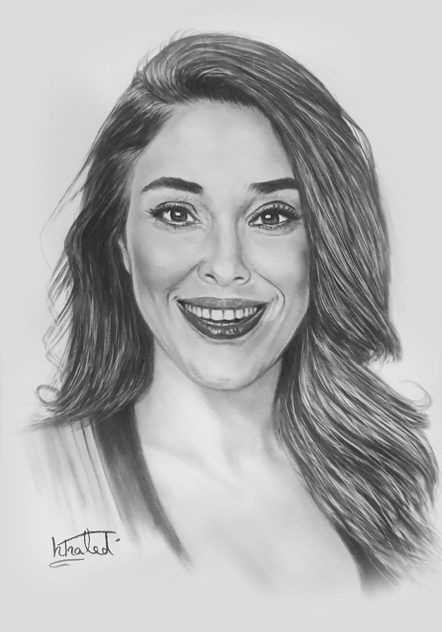 Zuhal Topal Fotoğrafı - 1